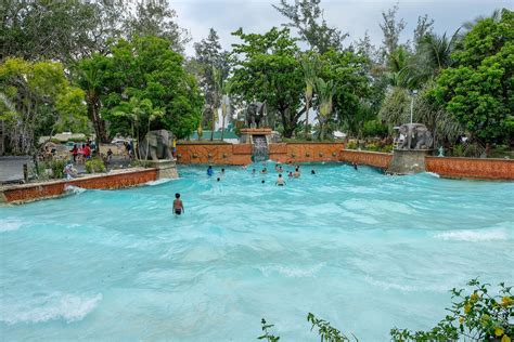 Fontana Villas and Resort Hotel .